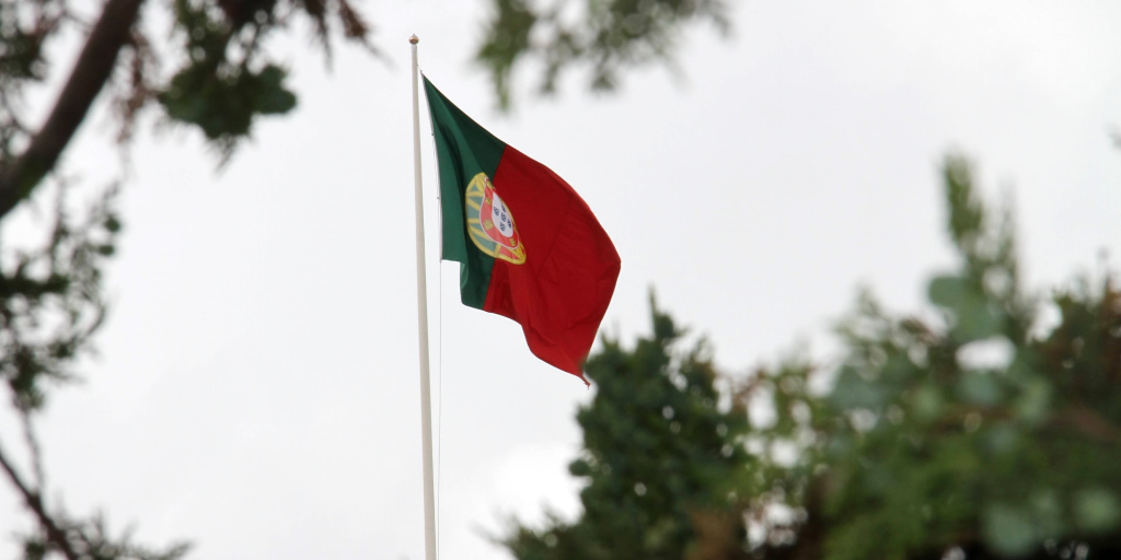 Portugal passes right to rest law